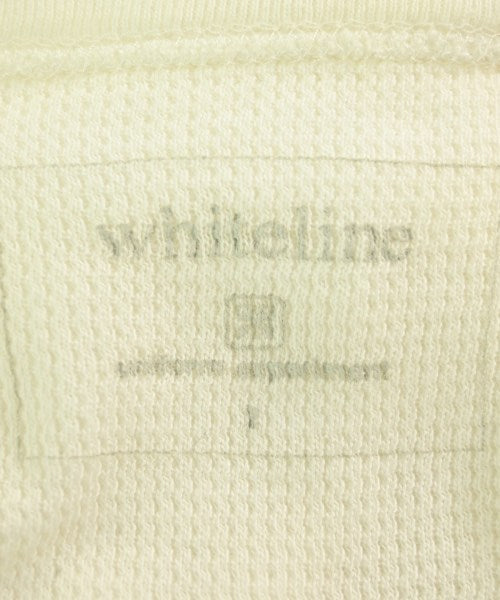 uniform experiment เสื้อยืด/เสื้อท็อปส์