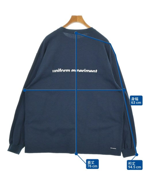 uniform experiment เสื้อยืด/เสื้อท็อปส์