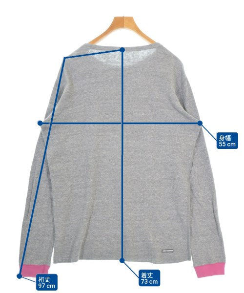 uniform experiment เสื้อยืด/เสื้อท็อปส์