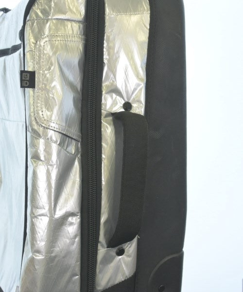 FRAGMENT DESIGN กระเป๋าถือ/กระเป๋าเดินทาง