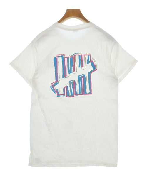 UNDEFEATED เสื้อยืด/เสื้อท็อปส์