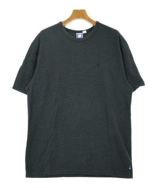 UNDEFEATED เสื้อยืด/เสื้อท็อปส์