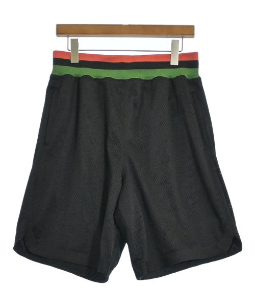 UNDEFEATED กางเกงขาสั้น