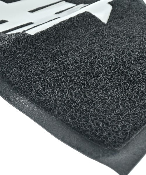 UNDEFEATED อื่นๆ