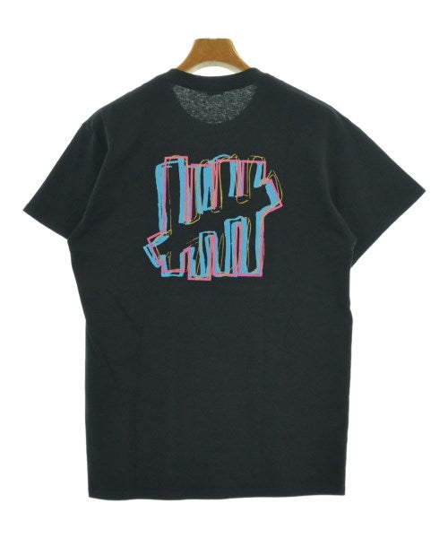 UNDEFEATED เสื้อยืด/เสื้อท็อปส์