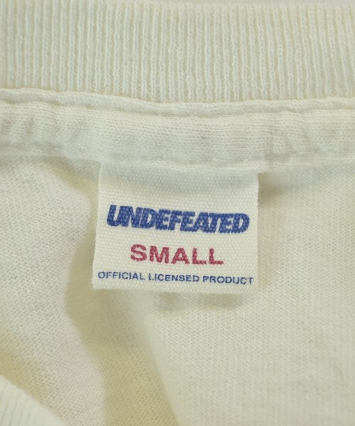 UNDEFEATED เสื้อยืด/เสื้อท็อปส์