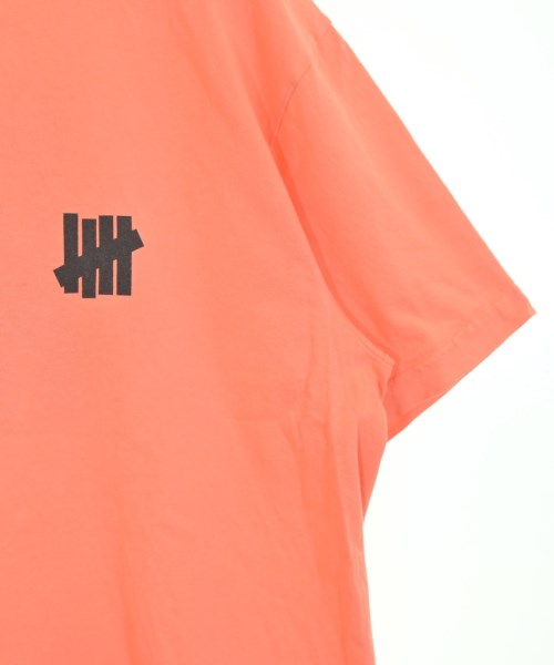 UNDEFEATED เสื้อยืด/เสื้อท็อปส์