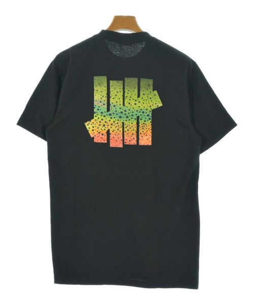 UNDEFEATED เสื้อยืด/เสื้อท็อปส์