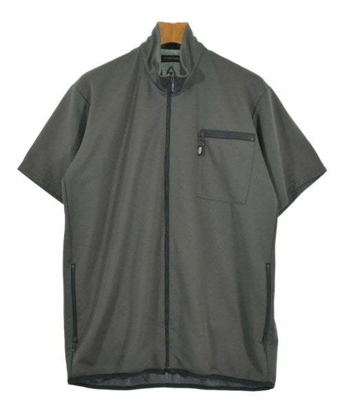 montage เสื้อยืด/เสื้อท็อปส์