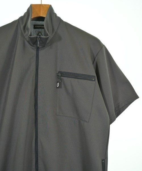 montage เสื้อยืด/เสื้อท็อปส์