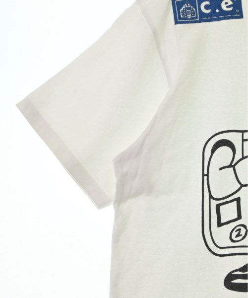 C.E เสื้อยืด/เสื้อท็อปส์