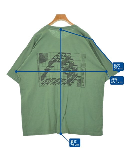 C.E เสื้อยืด/เสื้อท็อปส์