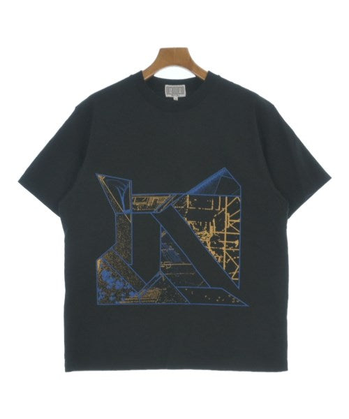 C.E เสื้อยืด/เสื้อท็อปส์