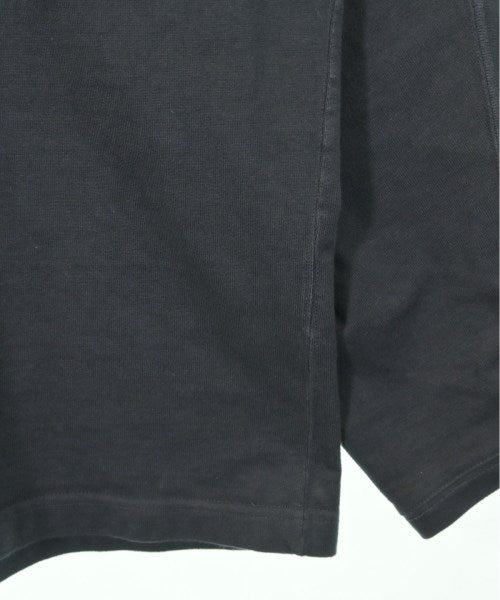 C.E เสื้อยืด/เสื้อท็อปส์
