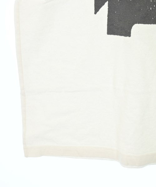 C.E เสื้อยืด/เสื้อท็อปส์