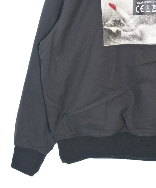 C.E เสื้อสเวตเตอร์
