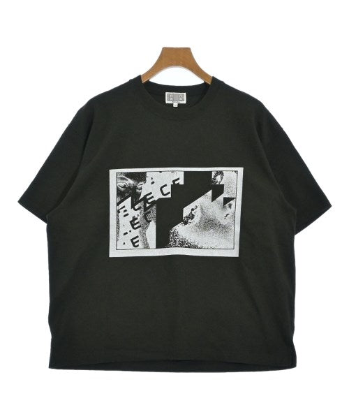 C.E เสื้อยืด/เสื้อท็อปส์