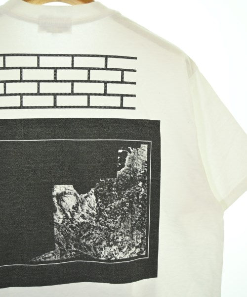 C.E เสื้อยืด/เสื้อท็อปส์