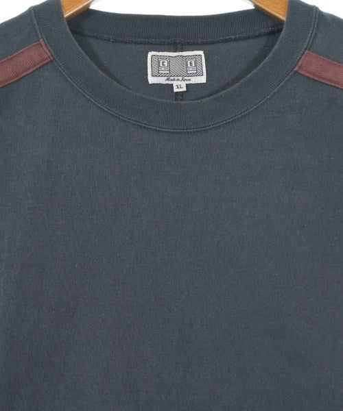 C.E เสื้อยืด/เสื้อท็อปส์