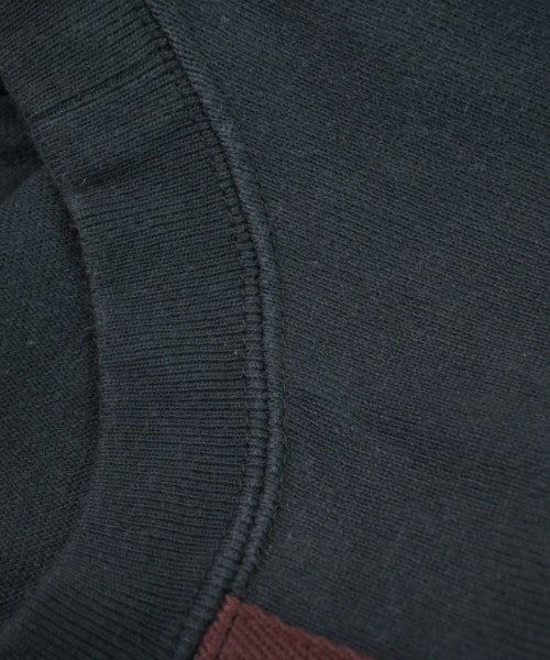 C.E เสื้อยืด/เสื้อท็อปส์