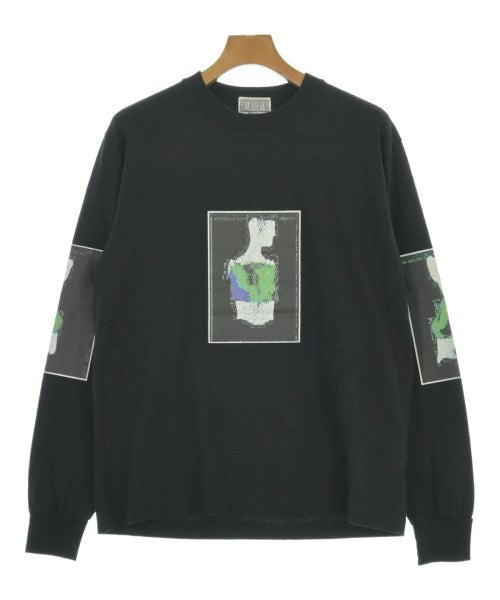 C.E เสื้อยืด/เสื้อท็อปส์
