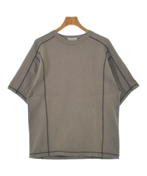 C.E เสื้อยืด/เสื้อท็อปส์