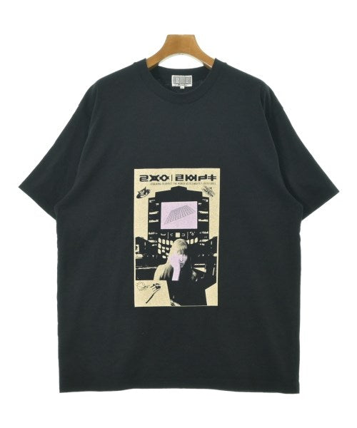 C.E เสื้อยืด/เสื้อท็อปส์