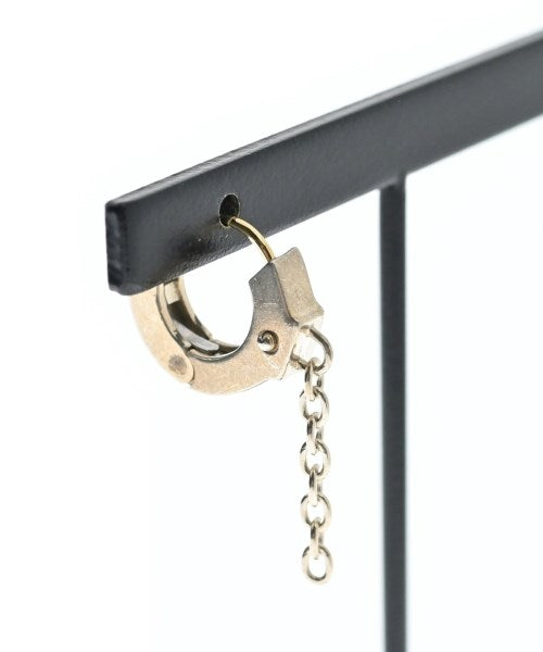 justin Davis เจาะ