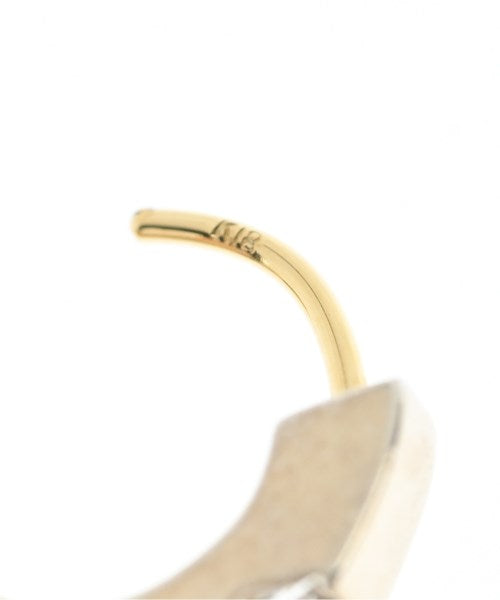 justin Davis เจาะ