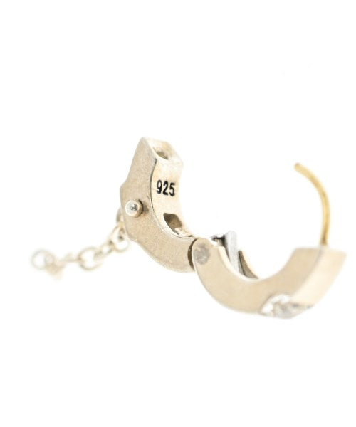 justin Davis เจาะ