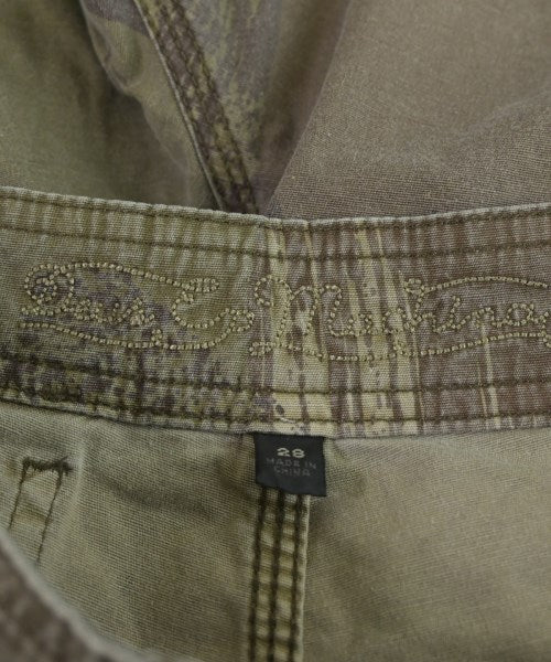 Deus ex Machina กางเกงขาสั้น