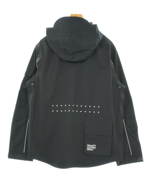 Deus ex Machina เสื้อพาร์กาภูเขา