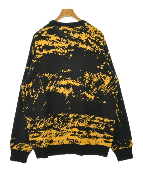 HUF เสื้อกันหนาว