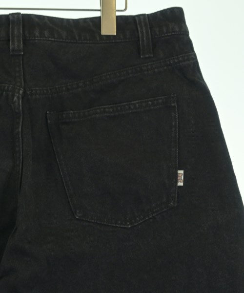 HUF กางเกงขาสั้น