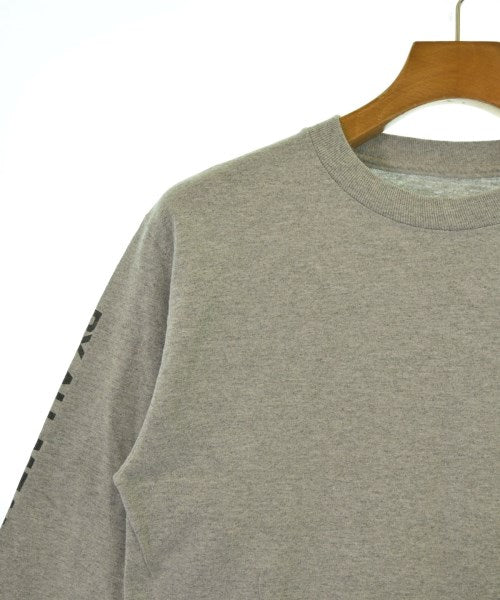 HUF เสื้อยืด/เสื้อท็อปส์