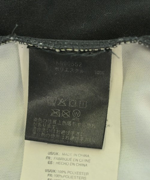 HUF เสื้อยืด/เสื้อท็อปส์