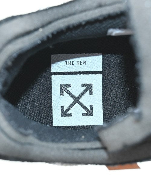 OFF-WHITE รองเท้าผ้าใบ