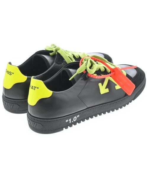 OFF-WHITE รองเท้าผ้าใบ