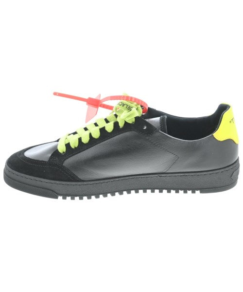 OFF-WHITE รองเท้าผ้าใบ