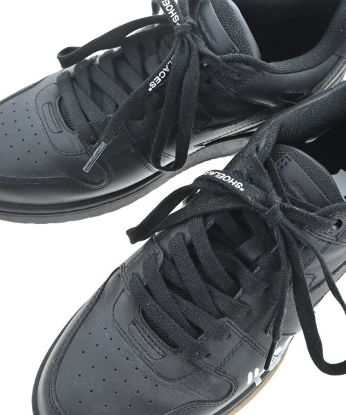 OFF-WHITE รองเท้าผ้าใบ