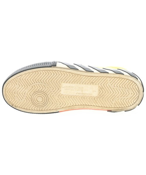OFF-WHITE รองเท้าผ้าใบ