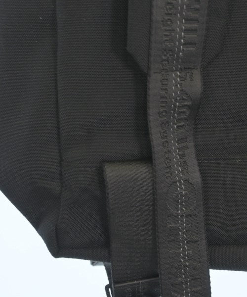 OFF-WHITE เป้สะพายหลัง