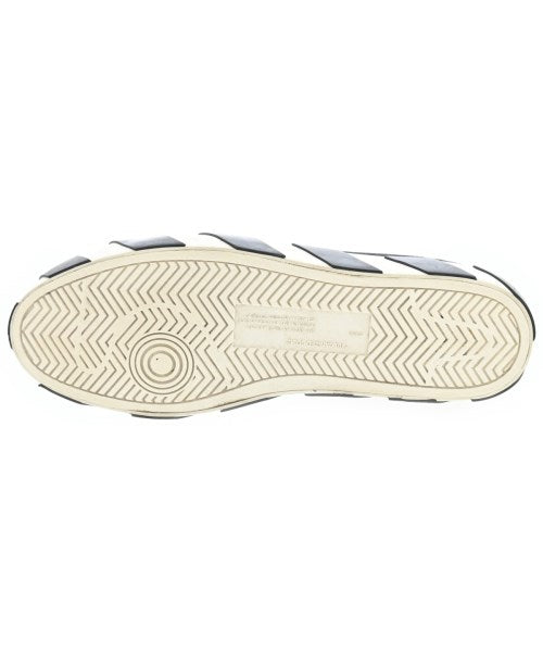 OFF-WHITE รองเท้าผ้าใบ