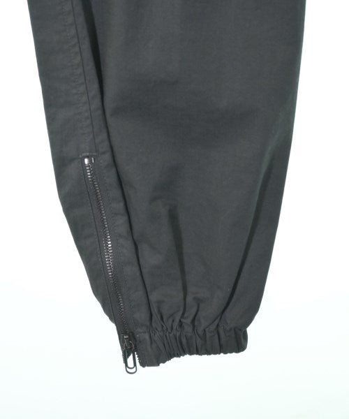 OFF-WHITE กางเกงมีกระเป๋าข้างกางเกง2-4 กระเป๋า