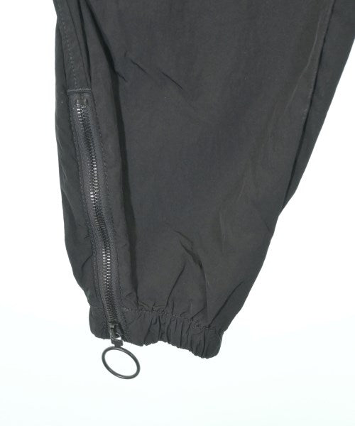 OFF-WHITE กางเกงมีกระเป๋าข้างกางเกง2-4 กระเป๋า