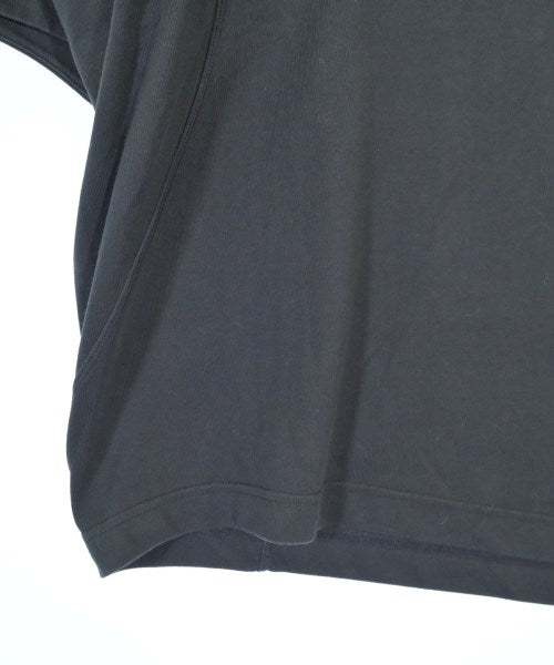 OFF-WHITE เสื้อยืด/เสื้อท็อปส์