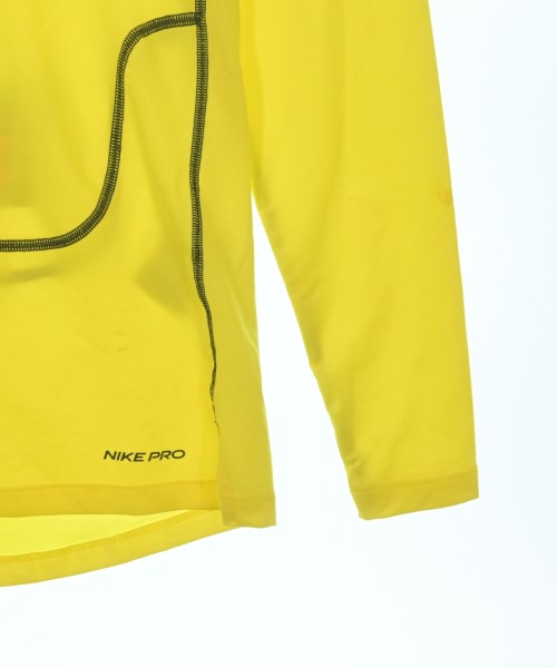 OFF-WHITE เสื้อยืด/เสื้อท็อปส์