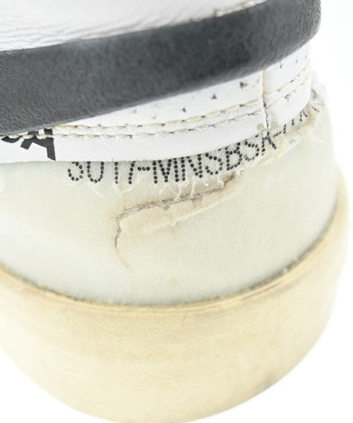 OFF-WHITE รองเท้าผ้าใบ