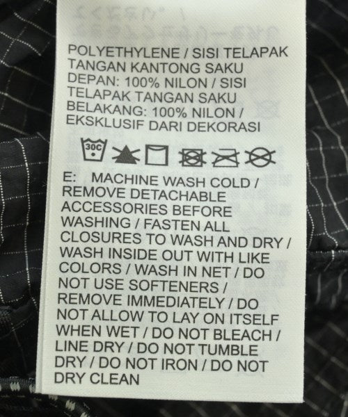 OFF-WHITE เสื้อพาร์กาภูเขา