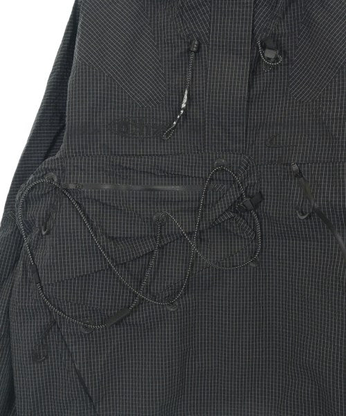 OFF-WHITE เสื้อพาร์กาภูเขา